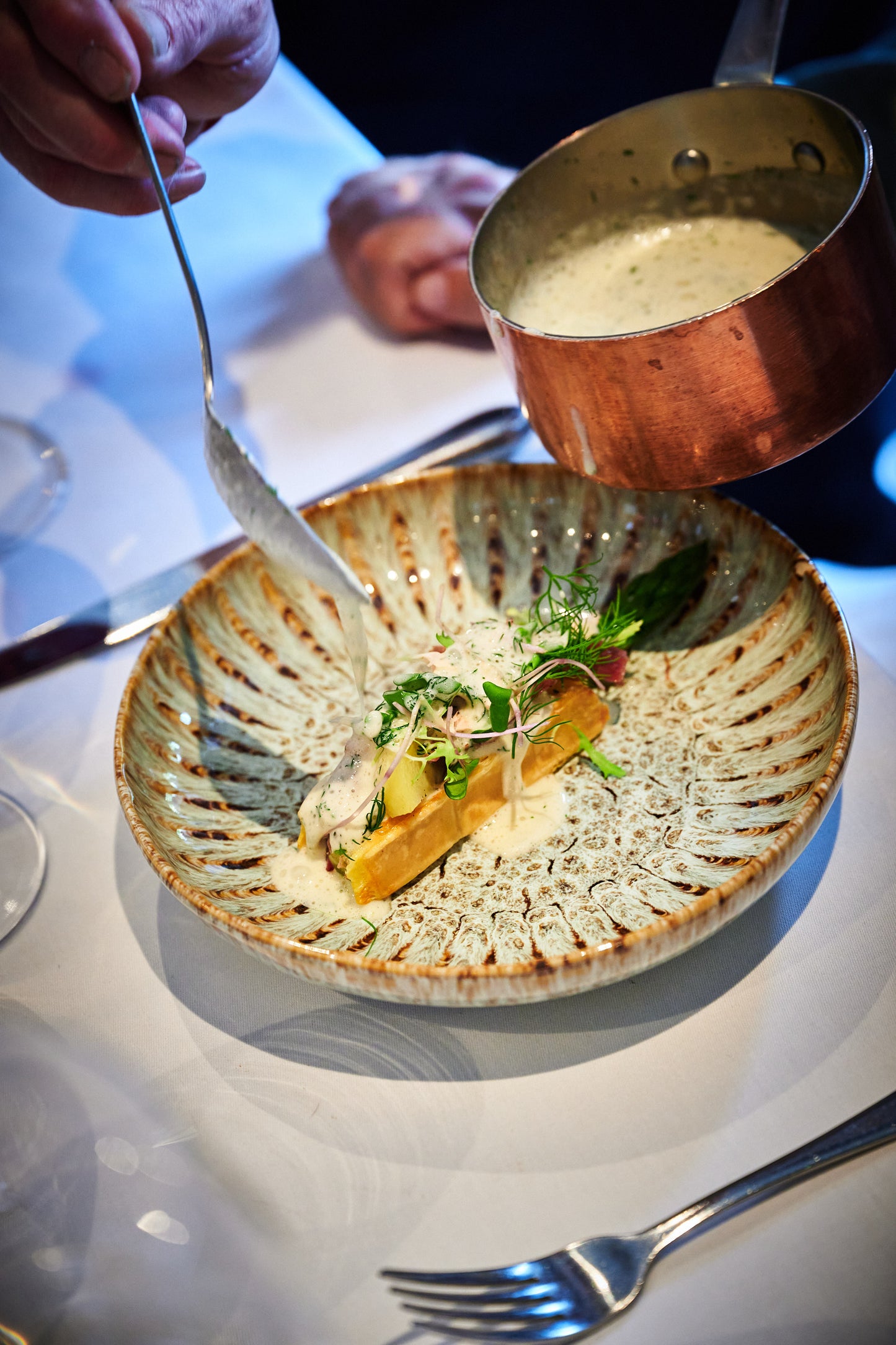 Sommermenu på Mortens Kro med 6 serveringer til 425 kr.