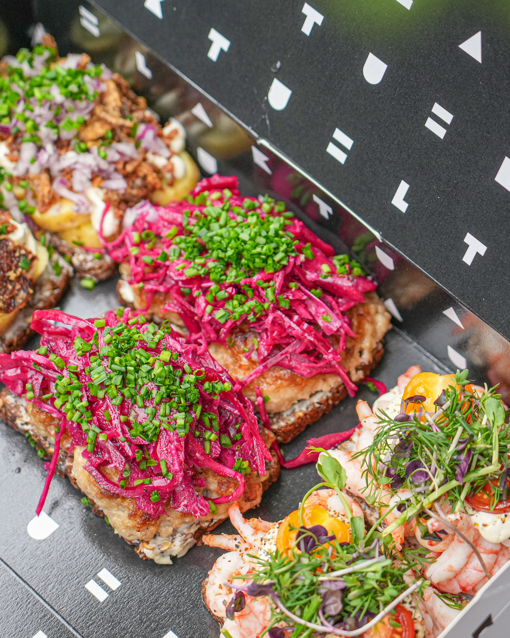 Blandt Aalborgs bedste: Lækkert Smørrebrød til 2 personer for 220 kr.