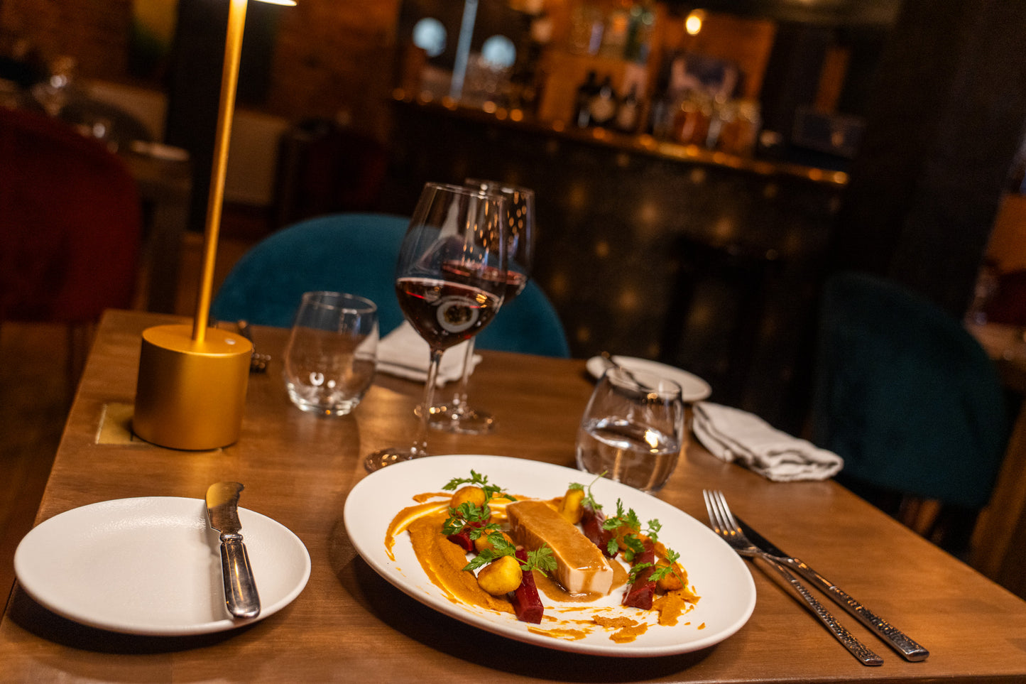 Bistro Dejavú: Du får 6 serveringer for kun 265 kr.