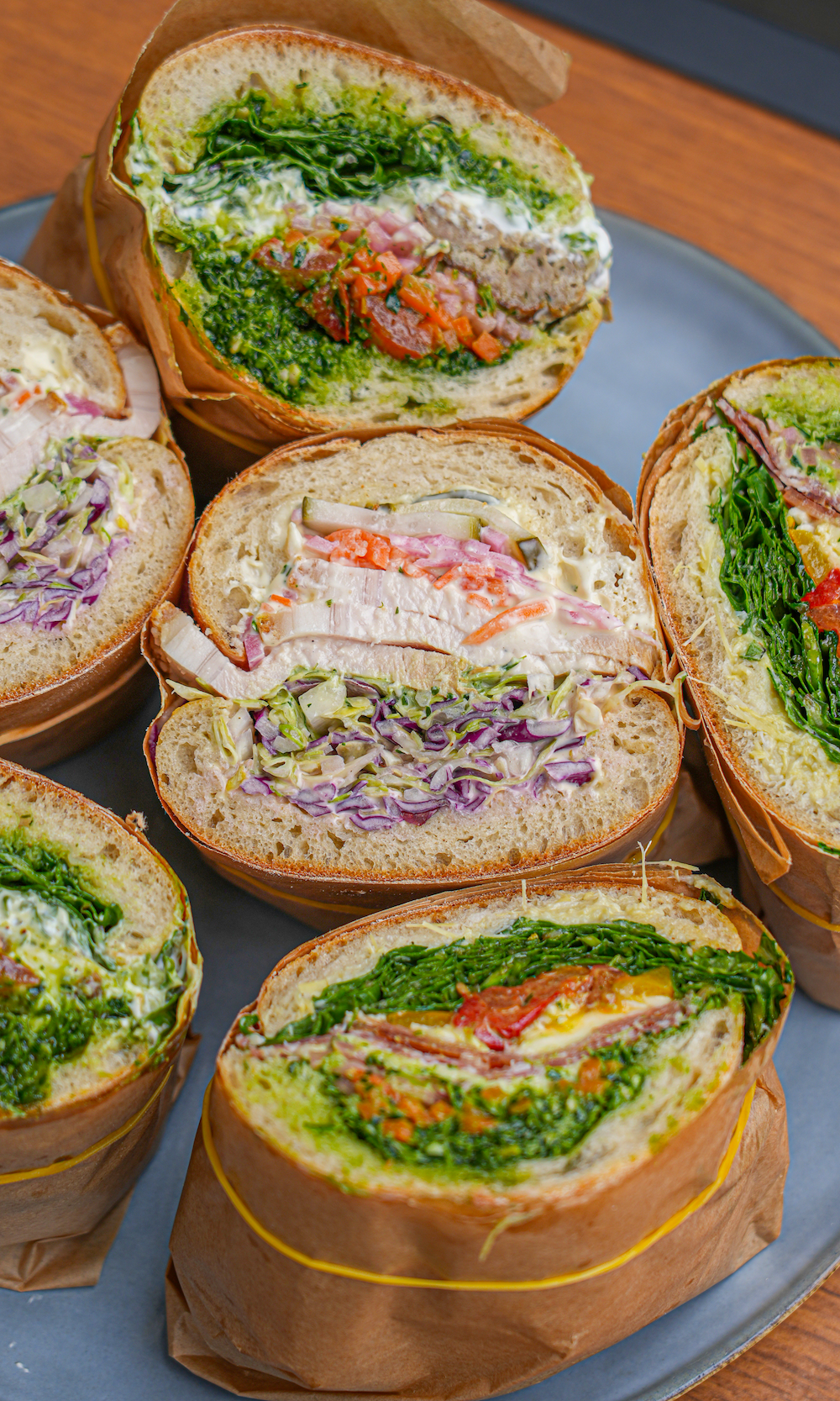 Sandwich, dessert og drikkevarer for 2 personer fra populære FrAAderen til 139 kr.