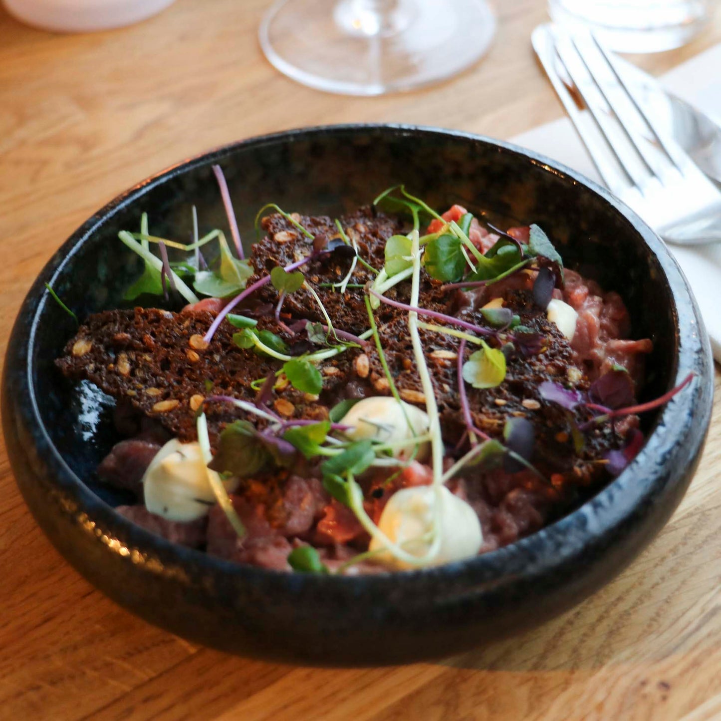 Gourmetoplevelse i Aarhus: 3 retter hos populære Havrum til KUN 249 kr.