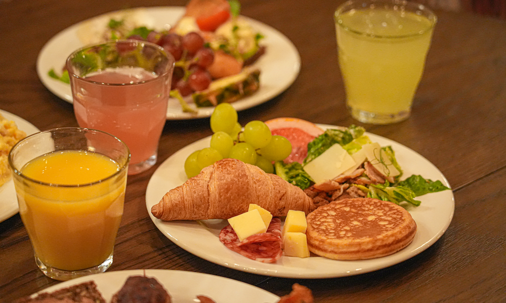 Champagnebrunch på Helmut med ALT inkluderet for KUN 175 kr.