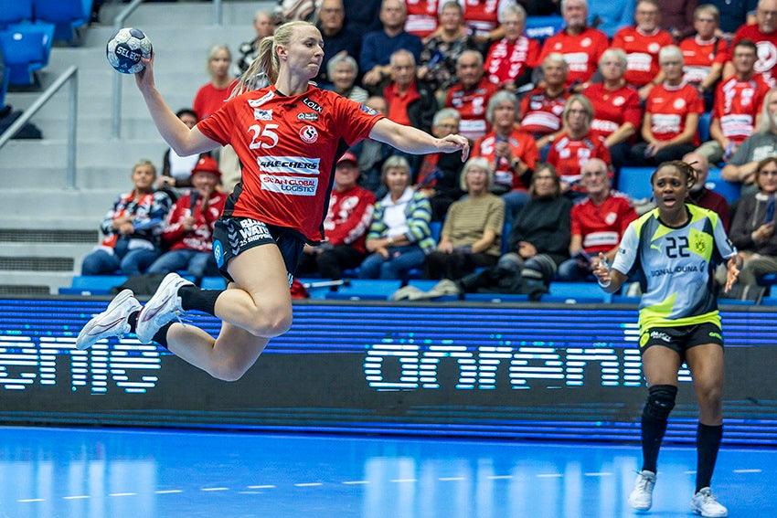 Vildt tilbud: Spar 60% på valgfri Team Esbjerg kamp inkl. drikkevarer