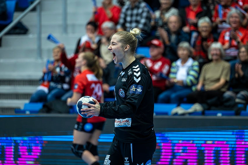 Vildt tilbud: Spar 60% på valgfri Team Esbjerg kamp inkl. drikkevarer
