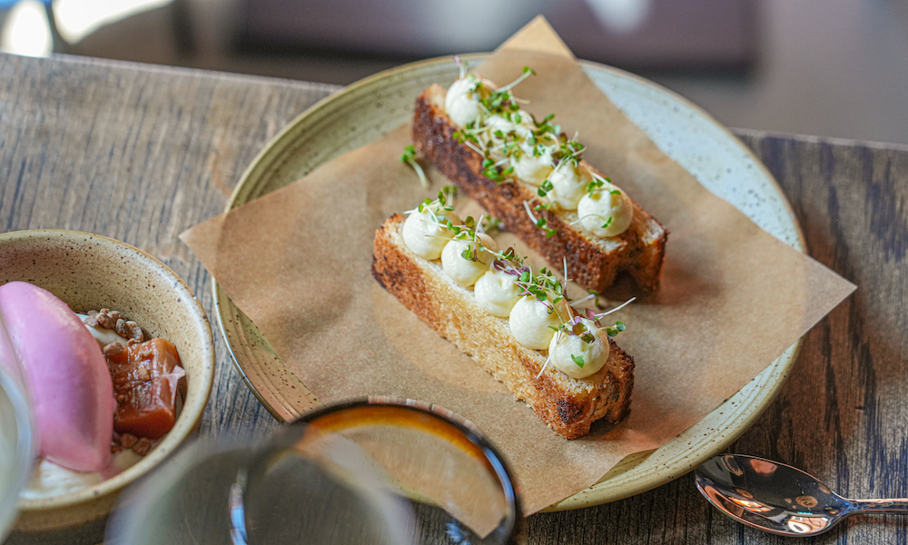Restaurant Menendez klar med 10 serveringer til 325 kr.