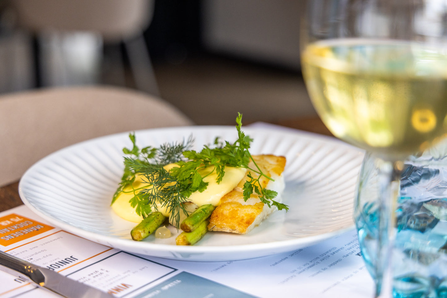 SOMMERMENU HOS SMAEK — 3 RETTER FOR KUN 225 KR.