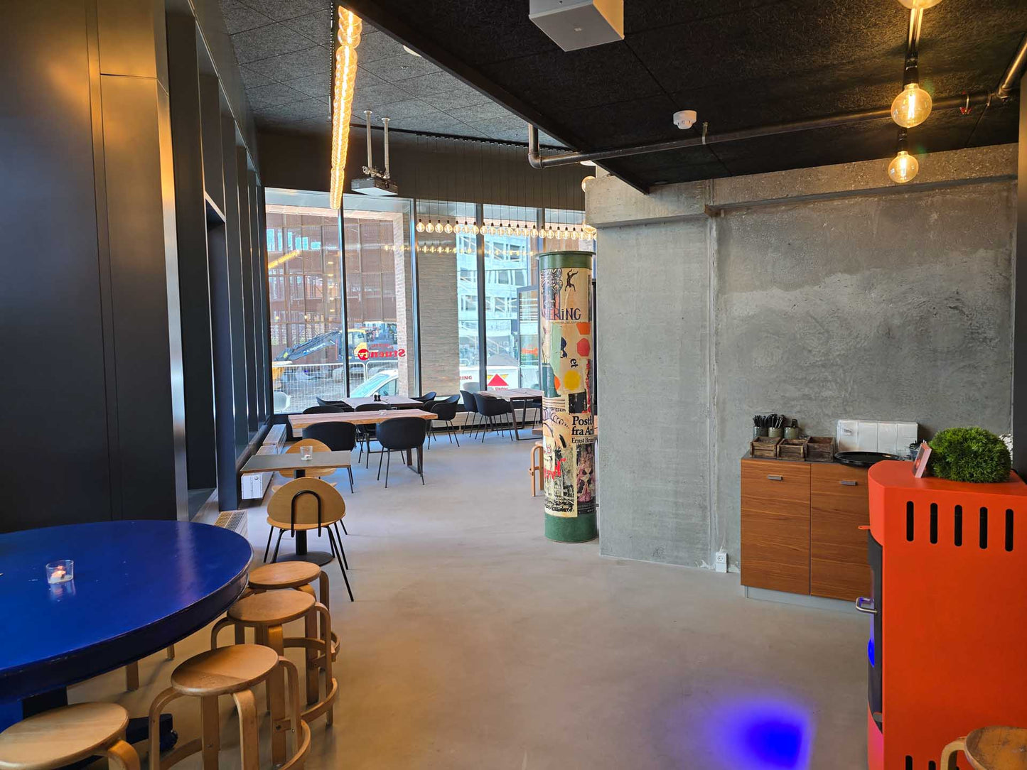 Nyåbnet Aarhus-bistro - burgermenu til kun 89 kr.