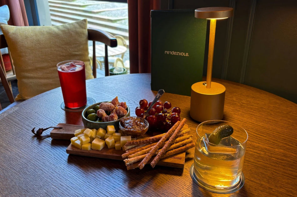 Cocktails og charcuterie-bræt for 2 personer til KUN 299 kr.