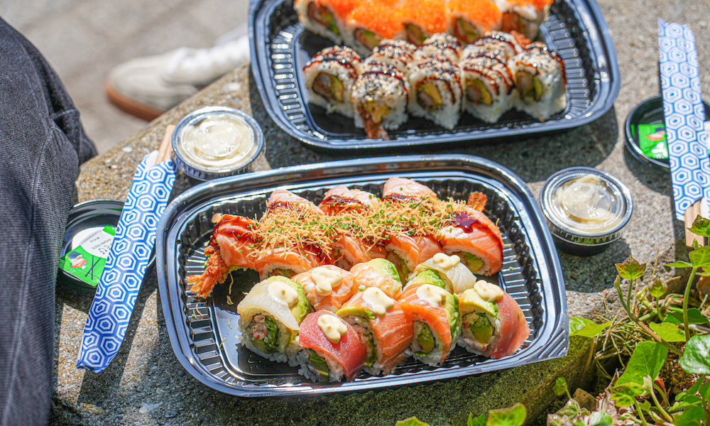 Kom i sushi-himlen med Hype: Få luksus-sushi i Aalborg til 2 personer for kun 229 kr.