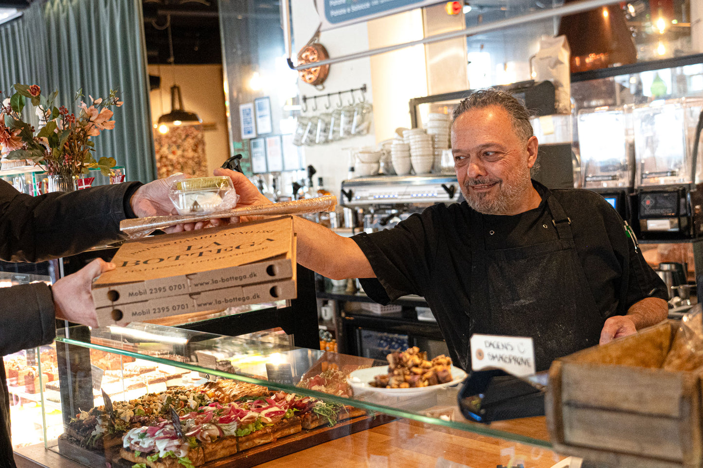 ÆGTE ITALIENSK PIZZA FRA LA BOTTEGA FOR KUN 99 KR.