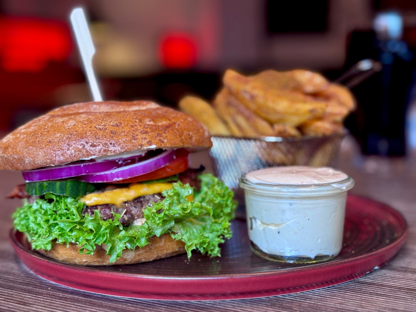Burgerfavoritter på TOVET til kun 99 kr.