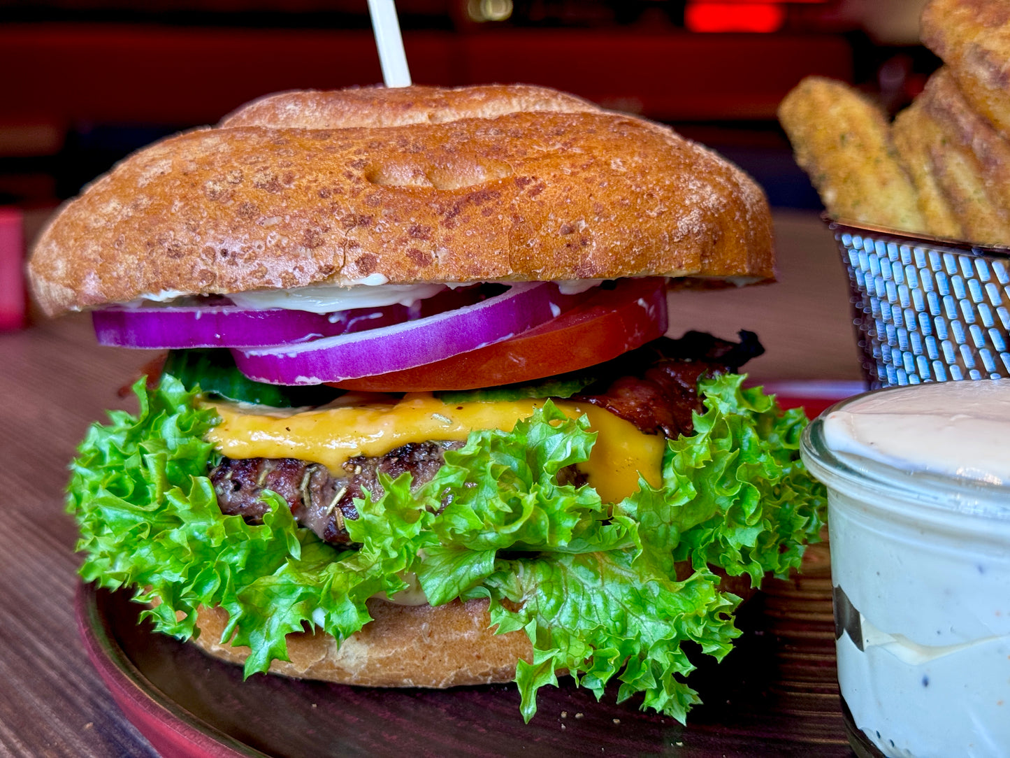 Burgerfavoritter på TOVET til kun 99 kr.